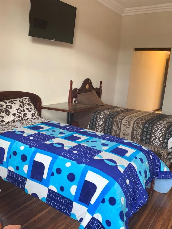Hostel Santa Canela Куенка Екстер'єр фото