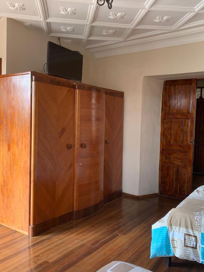 Hostel Santa Canela Куенка Екстер'єр фото