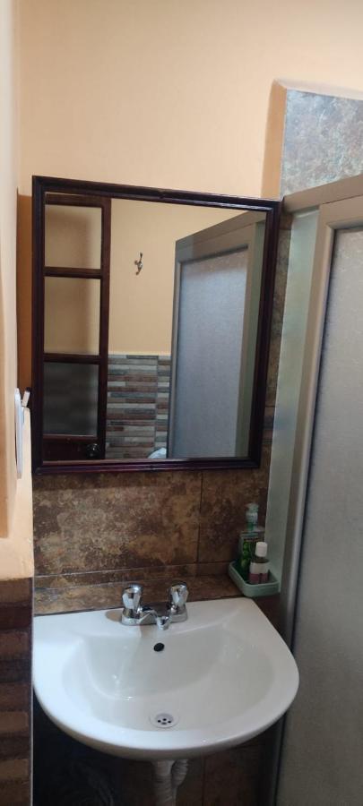 Hostel Santa Canela Куенка Екстер'єр фото