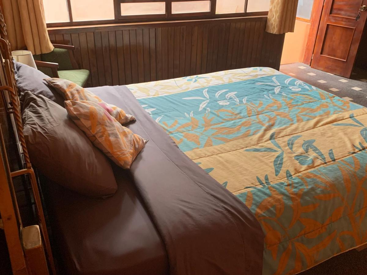 Hostel Santa Canela Куенка Екстер'єр фото