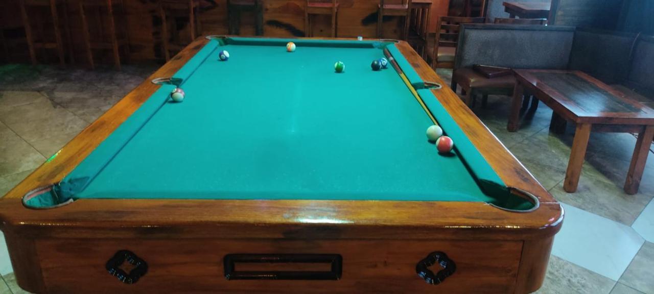 Hostel Santa Canela Куенка Екстер'єр фото