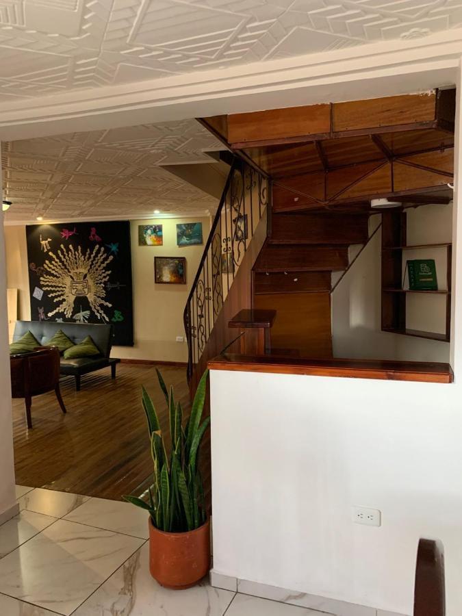 Hostel Santa Canela Куенка Екстер'єр фото